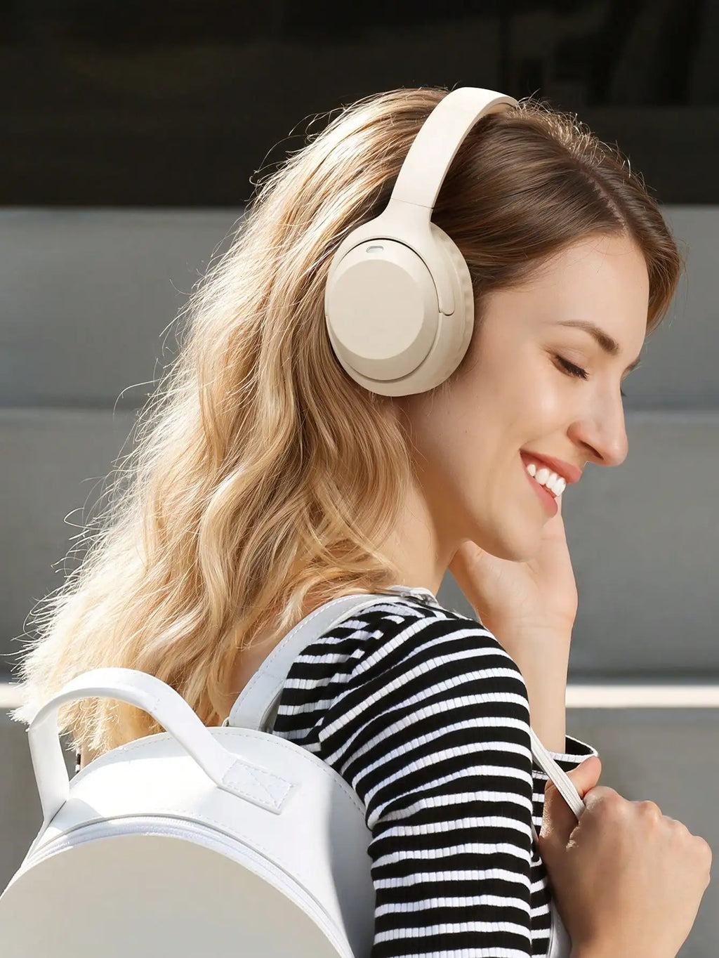 Teckwe New Wireless Over Ear Headphones With Stretchable Headband, Full Ear Coverage, HD Calling, Foldable Ear Cups, HIFI Sound, Extra Bass, Long Battery Life, Travel, Business, USB-C Charging, Inexpensive Gift