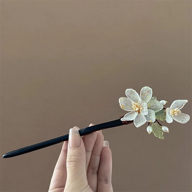 1PC New Chinese Magnolia Flower Ball Shaped Bun Braided Hair Wooden Hairpin Niche Design Elegant Temperament Cheongsam Headwear