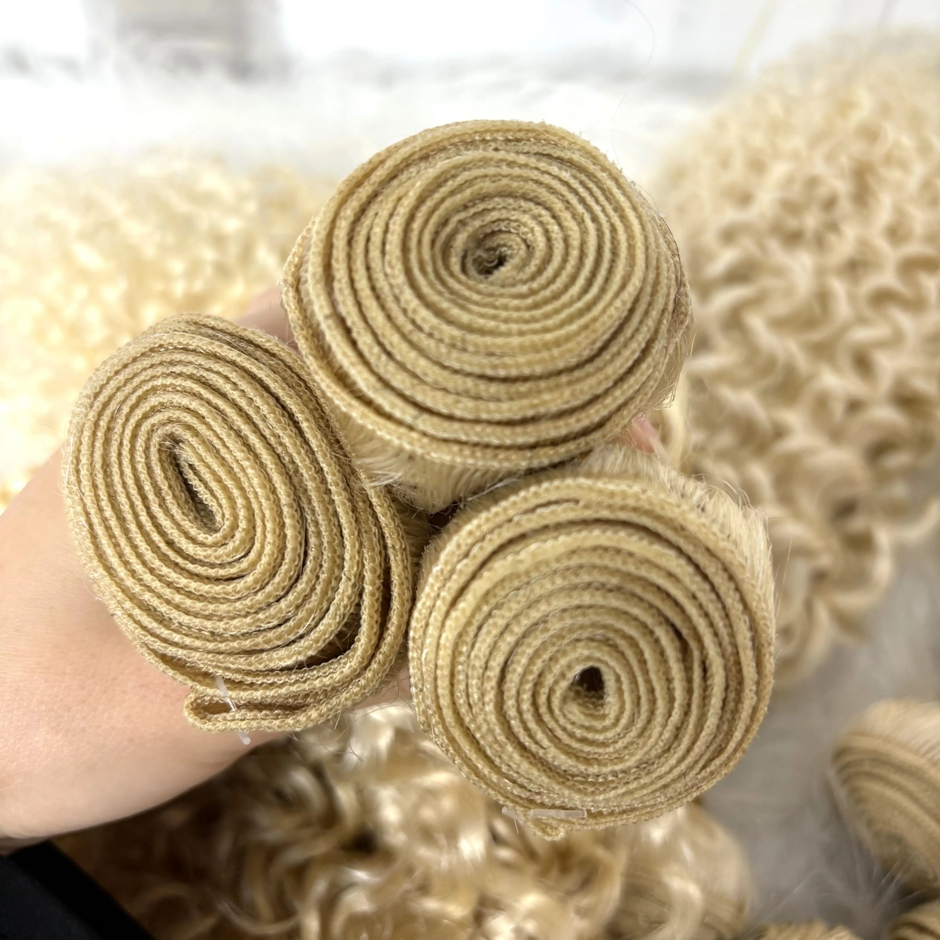 20 22Inch 613# Blonde Jerry Curly Human Hair Bundles 12A Brazilian Remy Raw Deep Wave Curly Human Hair Extensions for Women